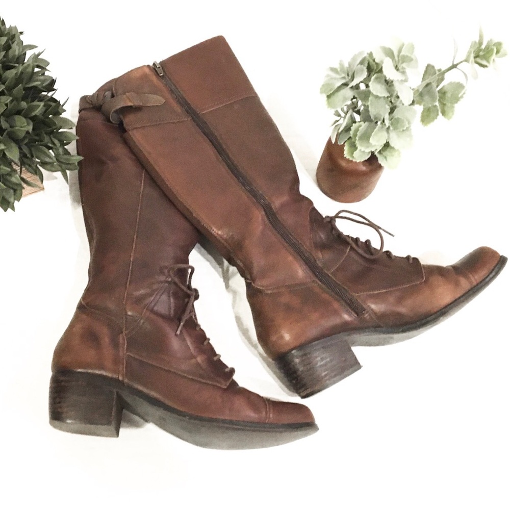 Marc Fisher Women Leather Boots size 7 1/2